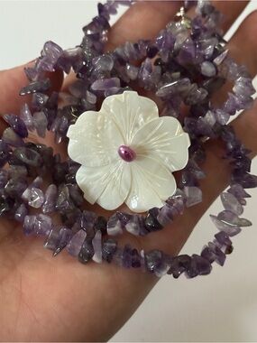 Vintage Multi Strand Amethyst Chip Necklace with Carved Flower Shell Pendant